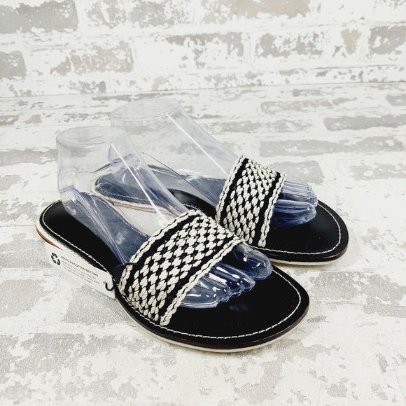 New Rag & Bone Leather Melrose Bicolor Plank Black & White Flat Sandals W738 - Picture 4 of 11